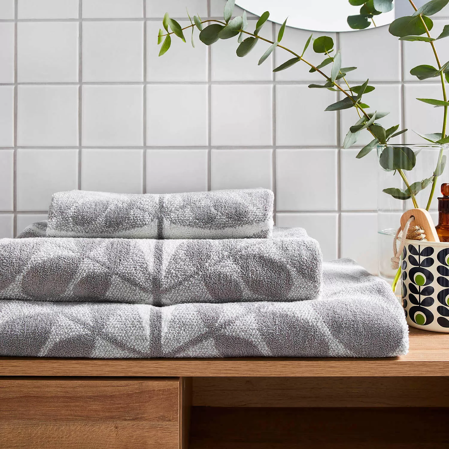 Botanica Stem Bath Towel - Grey