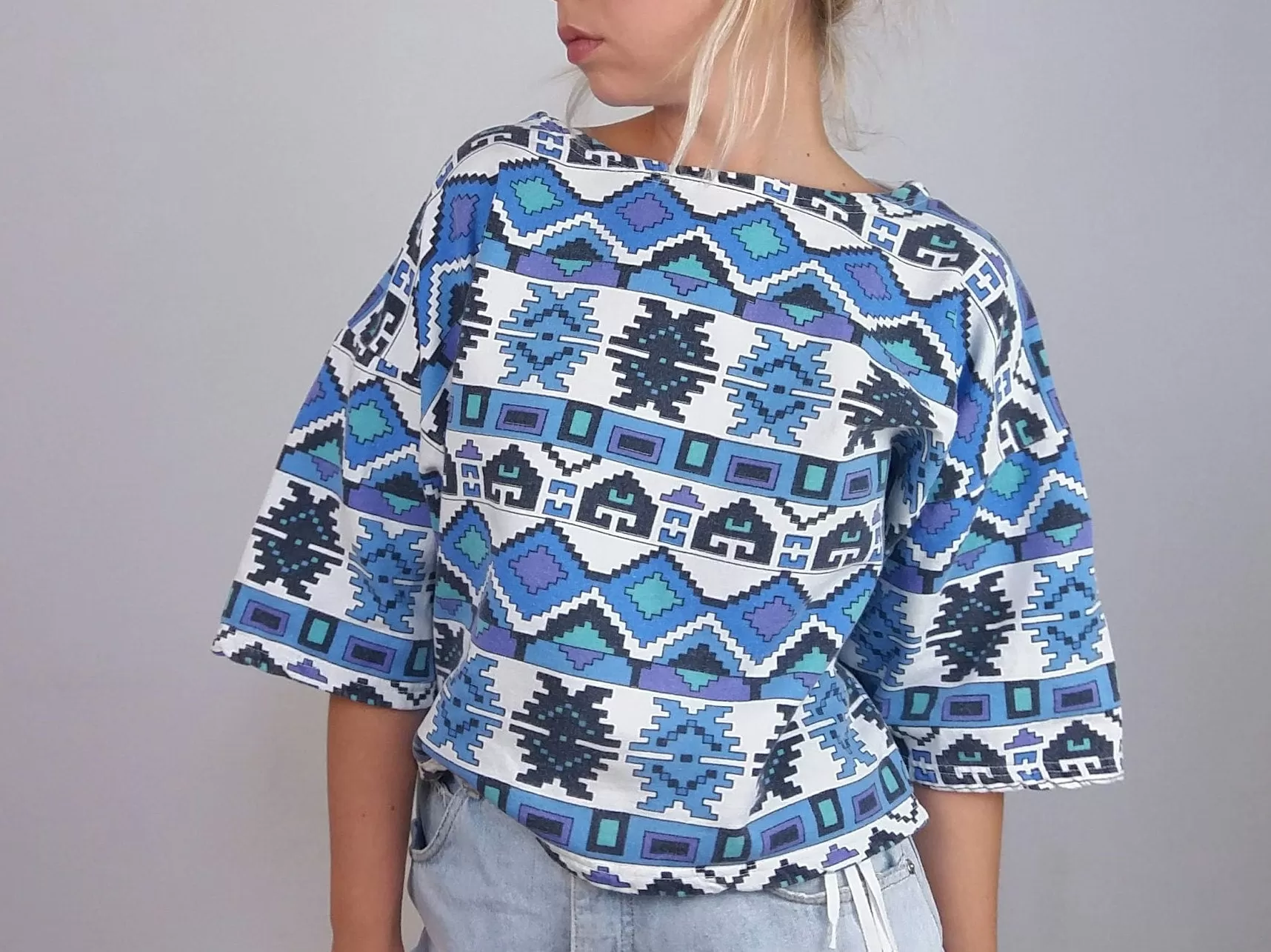 CHECK UP Patterned Crop T-shirt - size S-M