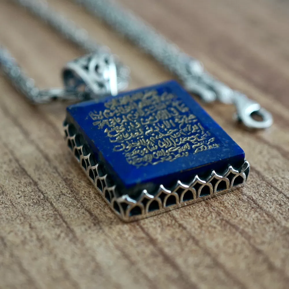 Lapis Lazuli Pendant Sterling Silver Kings Chain Necklace hand-engraved Islamic Verse The Throne