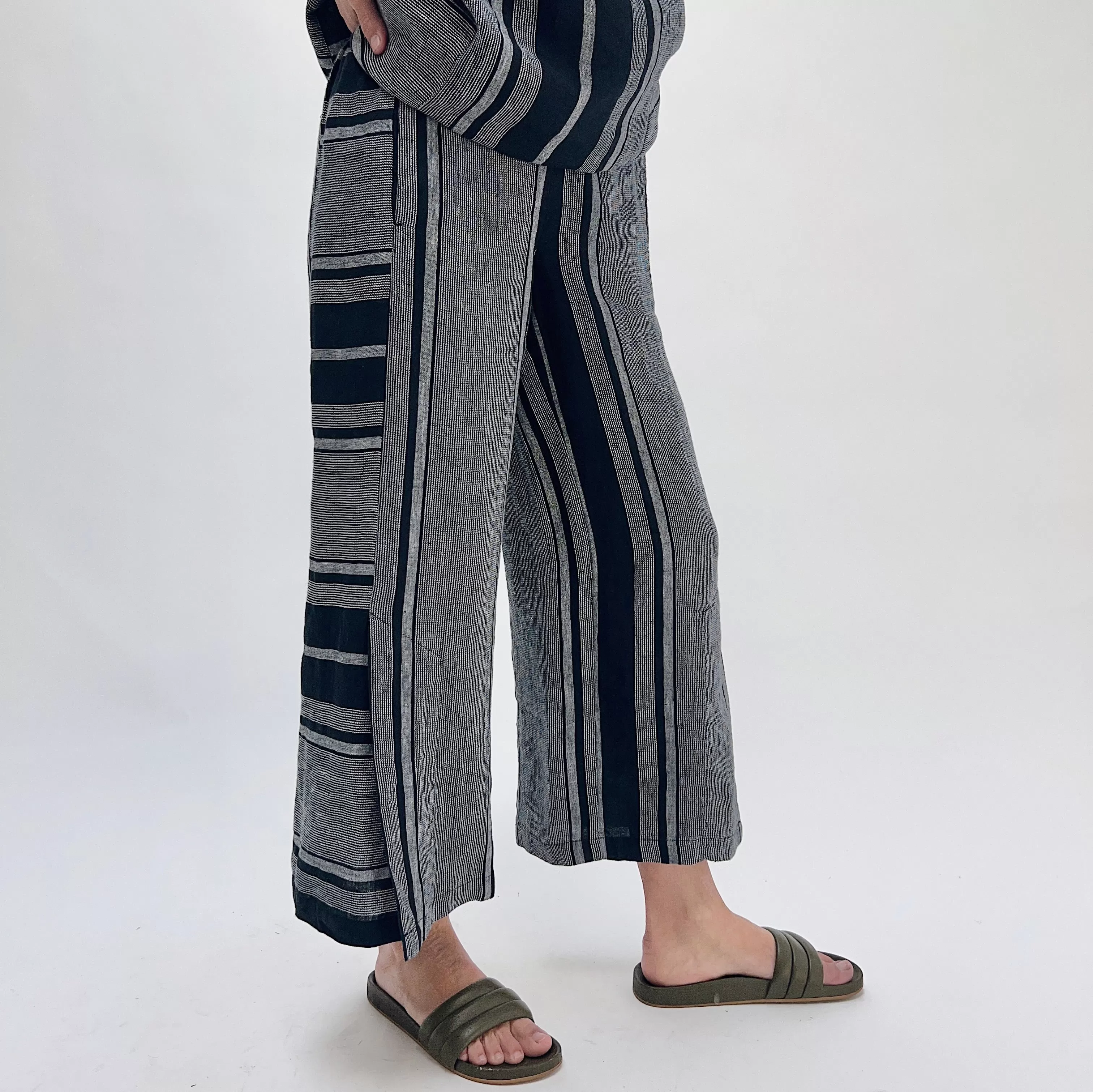 Liv by Habitat | Linen Crop Pants in Black Stripe