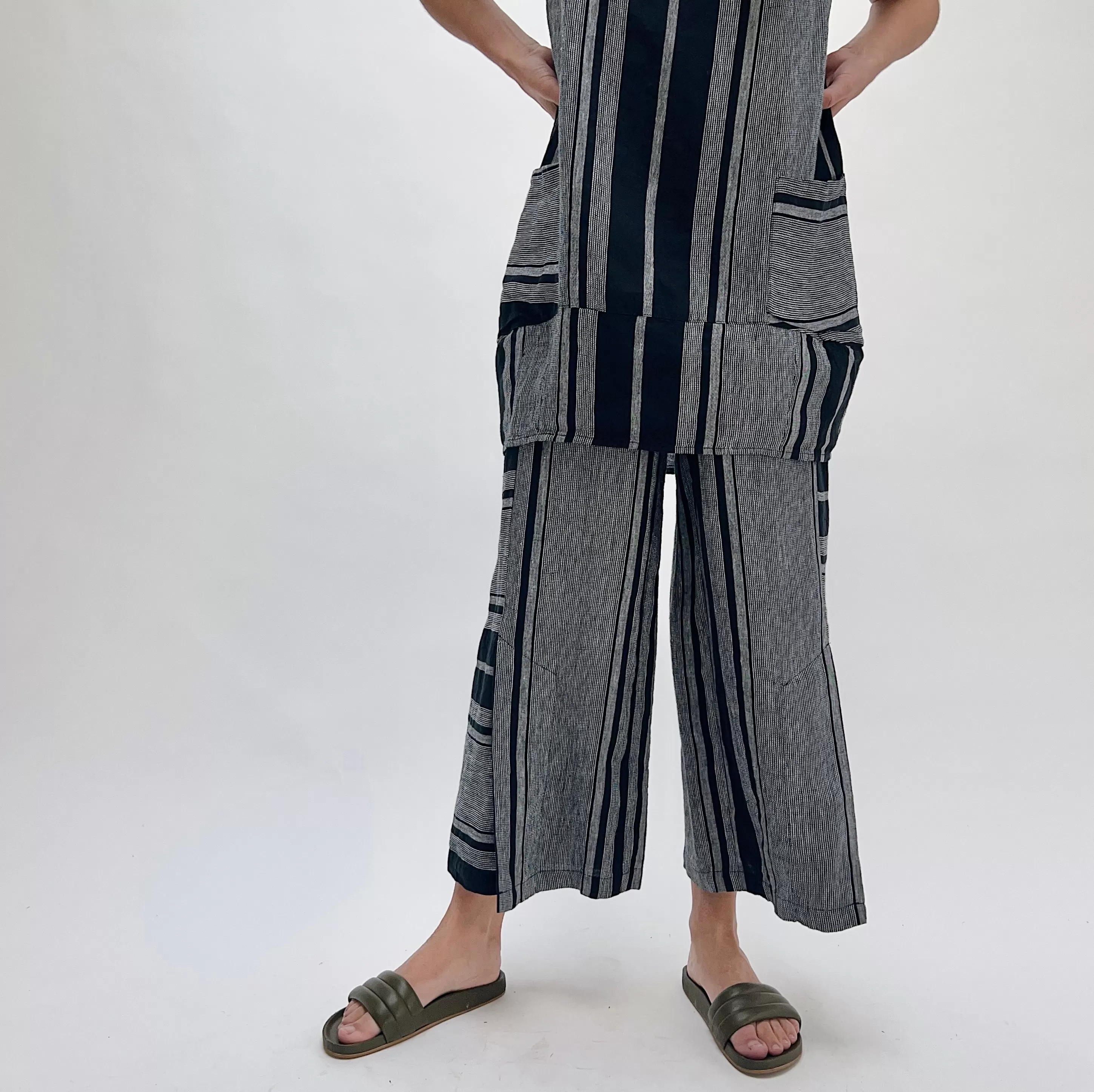 Liv by Habitat | Linen Crop Pants in Black Stripe