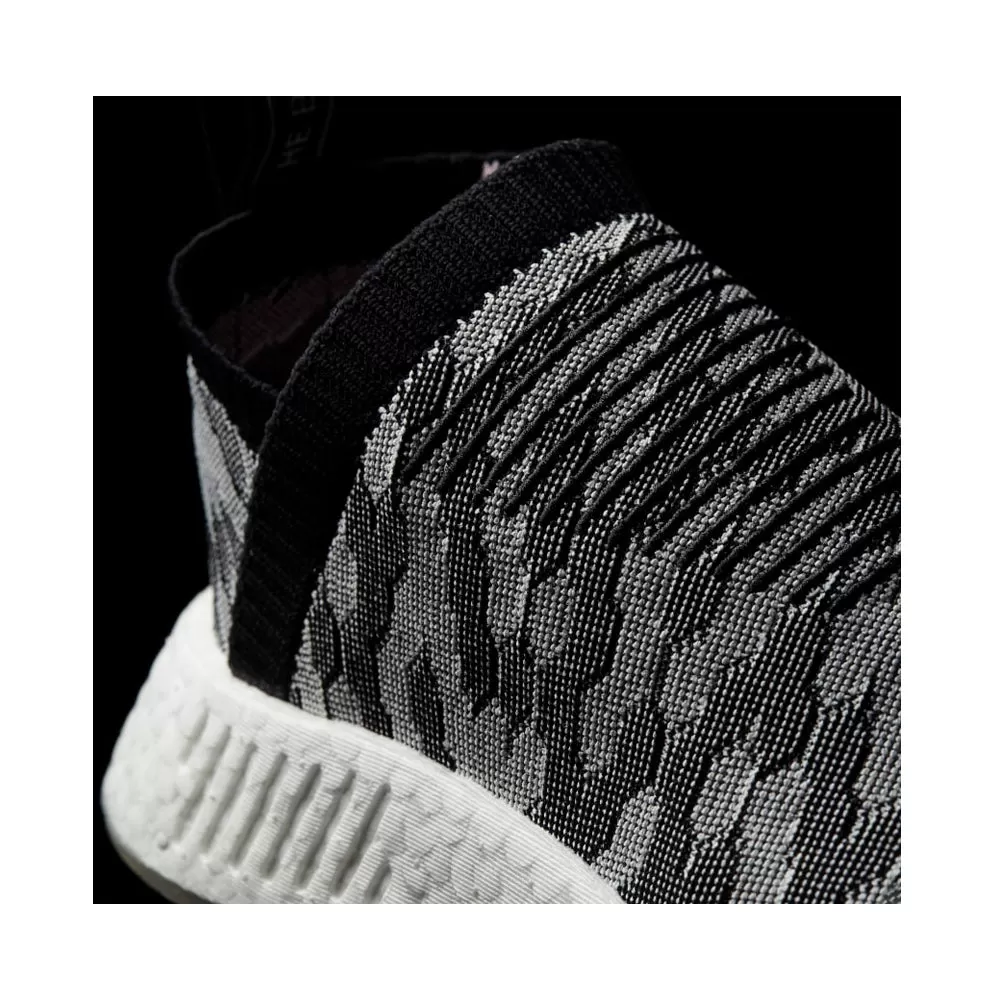 NMD_R2 PK W