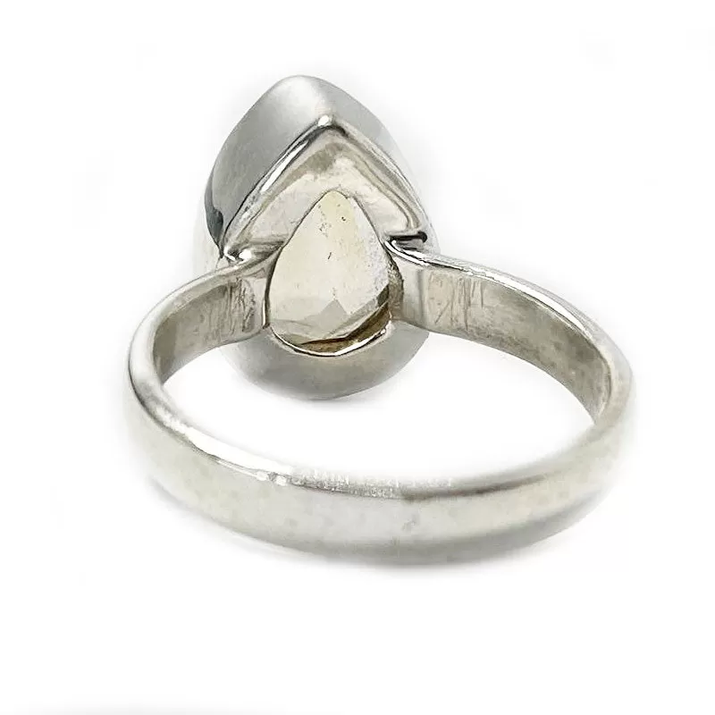 Osirios Lemon Quartz Teardrop Ring